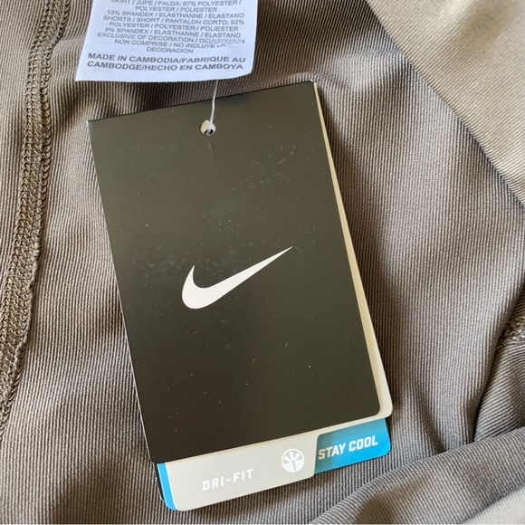 Nike Dri-Fit Brown Plaid Tennis/Golf Skort- NWT- L - Picture 8 of 16